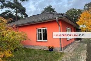 IMMOBERLIN.DE - Attraktiver Bungalow mit Sonnengarten & Garage in harmonischer Lage beim Krüpelsee – Die vollständige Adresse der Immobilie erhältst du vom Anbieter., 15758 Königs Wusterhausen – Vorschaubild 1