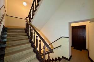 Stilvolle Gründerzeitwohnung  mit  Parkett und  Aufzug in Stadtfeld-Ost – 39108 Stadtfeld Ost, Magdeburg – Vorschaubild 5