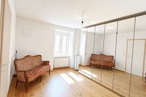 Zentral gelegenes Stadthaus in Lörrach mit Einliegerwohnung und Genehmigung zur Aufstockung+ Garten! – Die vollständige Adresse der Immobilie erhältst du vom Anbieter., 79540 Lörrach – Vorschaubild 7