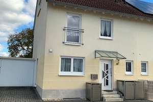 Gepflegte Doppelhaushälfte mit Garage in Leeheim – Die vollständige Adresse der Immobilie erhältst du vom Anbieter., 64560 Riedstadt – Vorschaubild 1