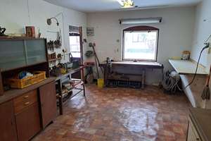 Property thumbnail 10