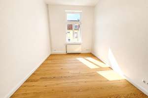 Altbaujuwel: Traumhaft sanierte 4-Zimmer-Wohnung – Lessingstraße 8, 18055 Stadtmitte, Rostock – Vorschaubild 5