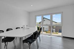Bezugsfertiger Neubau! Hochwertiges KfW 40+ Haus mit Garage, Südterrasse und Garten in ruhiger Lage – Die vollständige Adresse der Immobilie erhältst du vom Anbieter., 95502 Himmelkron – Vorschaubild 18