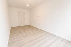Nahezu kernsanierte EG Whg. 118m² + 32m² Terrasse in Nieder Eickum – Die vollständige Adresse der Immobilie erhältst du vom Anbieter., 32051 Herford – Vorschaubild 10