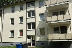 Wohn(t)raum: renovierte 2-Zimmer-Wohnung mit Dusche – Bonnekampstr. 28, 45327 Katernberg, Essen – Vorschaubild 1