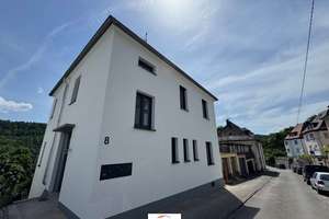 Erstvermietung: Kernsanierte Freistehende Stadtvilla in Stuttgart-Süd