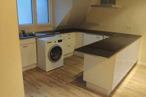 Charmante 1,5-Zimmer Dachgeschosswohnung in Wiesbaden-Mitte – Grabenstraße 34, 65183 Mitte, Wiesbaden – Vorschaubild 3