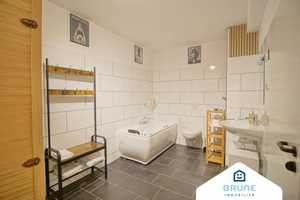 Property thumbnail 9