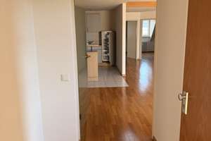 5 Zi. Maisonette Wohnung mit Balkon & Terrasse im Herzen von Steinen – Lörracher Str. 5, 79585 Steinen – Vorschaubild 2