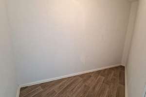 Großzügige 3-Zimmer-Wohnung mit außergewöhnlichem Grundriss zu vermieten – Ringstraße 47, 4209 Grünau-Mitte, Leipzig – Vorschaubild 12
