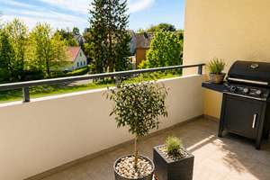 „Kernsanierte 4,5-Zi.-EG-Wohnung mit Balkon  TG – stilvoll wohnen in Bestlage von Meersburg“ – Die vollständige Adresse der Immobilie erhältst du vom Anbieter., 88709 Meersburg – Vorschaubild 2