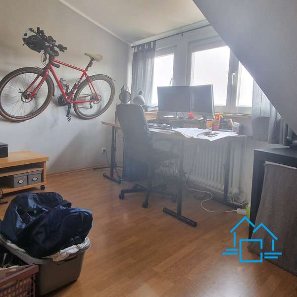 *** WG-geeignete 3-Zimmer-Wohnung mit Balkon im Aachener Jakobsviertel ***