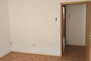 Lebendiger Alltag in Hagen: 3-Zimmer-Wohnung am Bergischen Ring – Bergischer Ring 34, 58095 Mittelstadt, Hagen – Vorschaubild 7