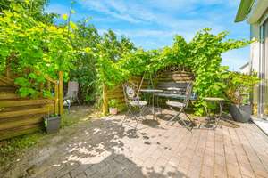 Zuhause für die ganze Familie: 6 Zimmer, Terrasse und Garten im Leipziger Südwesten – 4249 Knautkleeberg-Knauthain, Leipzig – Vorschaubild 2