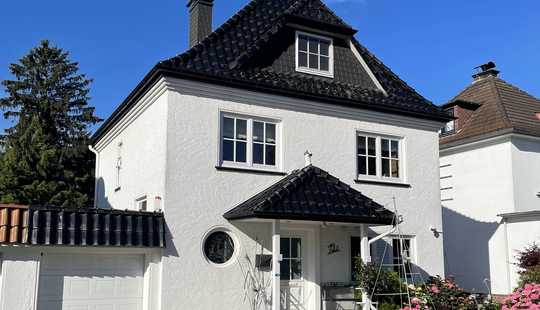 Bild von Großzügiges Kapitänshaus mit Wintergarten & Gartenidylle – Ihr Zuhause in Vegesack.