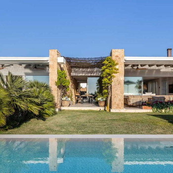 Exklusive Villa zum Verkauf in Cala Comte 33