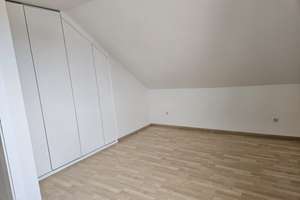 Helle 2,5-Zimmer Wohnung mit Balkon, neuer Küche und Einbauschränken in Leopoldshöhe – Rehweg 6, 33818 Leopoldshöhe – Vorschaubild 16