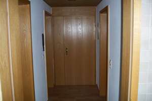 Helle 2-Zimmer Dachgeschosswohnung in Wiesbaden-Biebrich – Die vollständige Adresse der Immobilie erhältst du vom Anbieter., 65203 Biebrich, Wiesbaden – Vorschaubild 4