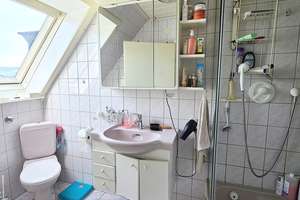 Mehrfamilienhaus mit drei Wohneinheiten, zwei Garagen und herrlichem Blick!!! – Die vollständige Adresse der Immobilie erhältst du vom Anbieter., 70327 Wangen, Stuttgart – Vorschaubild 23