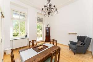 Elegante 2-Zimmer-Altbauwohnung mit schöner Gartenterrasse im Florakiez – Florastraße 34, 13187 Pankow (Ortsteil), Berlin – Vorschaubild 1