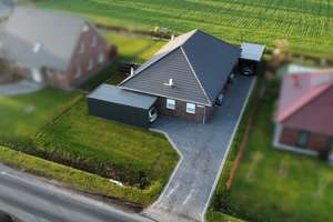 Neubau-Doppelhaushälfte (2025) mit Feldblick – Carport & Einbauküche inklusive – Die vollständige Adresse der Immobilie erhältst du vom Anbieter., 26607 Aurich – Vorschaubild 3