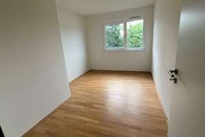 Helle, lichtdurchflutete 4-Zimmer-Wohnung mit großer Dachterrasse – Fehmarnstraße 26, 22047 Tonndorf, Hamburg – Vorschaubild 5