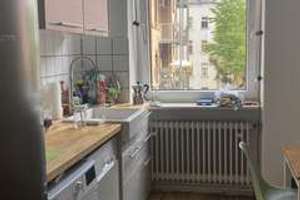 Gepflegte 5-Zimmer-Wohnung mit Balkon in Wiesbaden Westend – Die vollständige Adresse der Immobilie erhältst du vom Anbieter., 65199 Westend / Bleichstraße, Wiesbaden – Vorschaubild 10