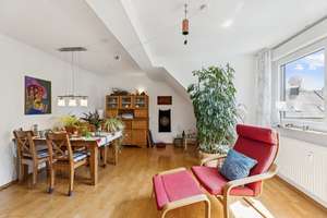 Helle 3-Zimmer-Dachgeschosswohnung  — neues Dach, ruhige Lage und Gartennutzung – Die vollständige Adresse der Immobilie erhältst du vom Anbieter., 90409 Schleifweg, Nürnberg – Vorschaubild 3
