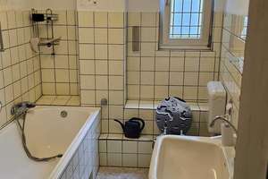 Charmantes Reihenmittelhaus mit zwei Wohneinheiten in Bad Kreuznach – Die vollständige Adresse der Immobilie erhältst du vom Anbieter., 55543 Bad Kreuznach – Vorschaubild 4