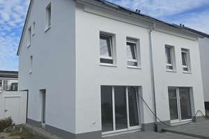 Neubau - Traumhafte Doppelhaushälfte zum Erstbezug in Ingelheim 
