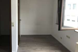 Geschmackvolle Wohnung mit einem Raum und EBK in Stuttgart – Die vollständige Adresse der Immobilie erhältst du vom Anbieter., 70182 Heusteigviertel, Stuttgart – Vorschaubild 2