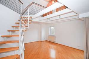 87 m² Maisonettewohnung mit Balkon nahe MHH, Conti & HDI