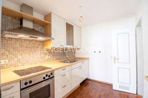 Saniertes 2-Zimmer-Wohnjuwel mit Aufzug in geschichtsträchtigem Regensburger Altstadt-Ensemble – 93047 Innenstadt, Regensburg – Vorschaubild 4