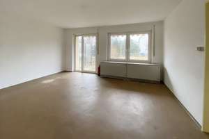 NBG-EIBACH: KOMPLETT SANIERUNGSBEDÜRFTIGES 2-FAMILIEN-REIHENMITTELHAUS OHNE GARAGE IN RUHIGER LAGE – Riedenburger Straße 39, 90451 Röthenbach Ost, Nürnberg – Vorschaubild 3