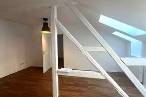Gut geschnittene 5-Zimmer-Dachgeschosswohnung mitten im Herzen von Wiesbaden!
