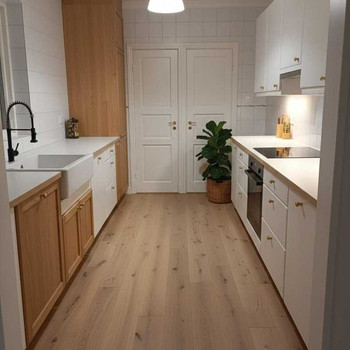 GROSSE WOHNUNG IN ABARÁN 207 m2, KOMPLETT AUSSENBEREICH, ECKGRUNDSTÜCK UND MIT BLICK AUF ZWEI STRASS