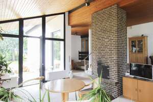 4 Zimmer Architektenhaus mit Kamin, Garten, Terrasse, Pkw-Stellplatz in Hondelage, Sackgassenlage – Die vollständige Adresse der Immobilie erhältst du vom Anbieter., 38108 Hondelage, Braunschweig – Vorschaubild 2
