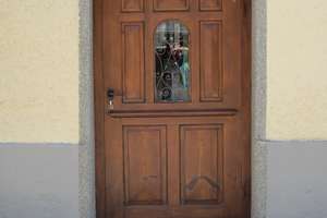 Helle, aufwendig mit Stuck sanierte 2-Zi-Whg. mit Balkon u. EBK in Jugendstilhaus (Fürth, Südstadt) – Zeppelinstr. 6, 90763 Südliche Südstadt, Fürth – Vorschaubild 4