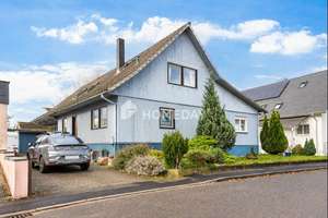 Ihr neues Zuhause für die Familie: Großzügiges Haus mit Garten, Garagen und Gestaltungsspielraum – Die vollständige Adresse der Immobilie erhältst du vom Anbieter., 77966 Kappel-Grafenhausen – Vorschaubild 2