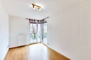 Fernwärme mit Energiekennwert "C"! Endreihenhaus mit ca. 197 m² Wohn- und Nutzfläche! – Hamburg – Vorschaubild 10