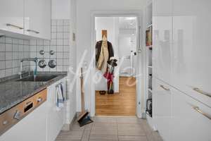 Wiehre ... die City vor der Tür und trotzdem ruhig .... gepflegte 3-Zi-Wohnung mit zwei Balkonen !! – 79100 Unterwiehre-Nord, Freiburg im Breisgau – Vorschaubild 12