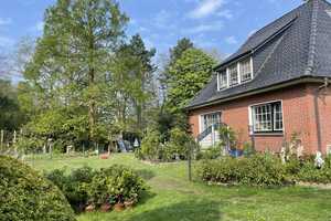 Charmantes Einfamilienhaus in Varel/Langendamm mit 180 m², großem Grundstück und Potenzial – Torhegenhausstraße 51, 26316 Friesland (Kreis) – Vorschaubild 2