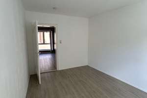 Renovierte 3-ZBK & Balkon; WG/Kurzzeitmiete möbliert nach Absprache  – Gänsbühl 4, 86152 Jakobervorstadt-Nord, Augsburg – Vorschaubild 5