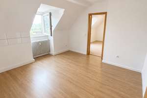 Provisionsfreie 4-Zimmer-Wohnung mit Garten & zusätzlicher Nutzfläche – Ackerfeldstraße 3, 46145 Sterkrade-Mitte, Oberhausen – Vorschaubild 2