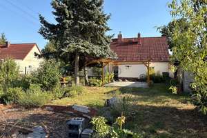 Familienfreundliches Einfamilienhaus mit großem Grundstück, Kamin, Nebengebäuden und viel Potenzial – Die vollständige Adresse der Immobilie erhältst du vom Anbieter., 1979 Lauchhammer – Vorschaubild 15