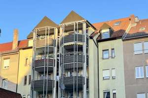 N-Süd, ruhige Seitenstraße! Ganz oben! Vermietete 4-Zi.-Galerie-ETW mit Westbalkon + TG! – Die vollständige Adresse der Immobilie erhältst du vom Anbieter., 90459 Galgenhof, Nürnberg – Vorschaubild 3