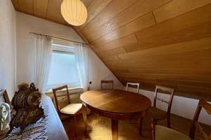 „Lieblingsplatz Kiedrich“ 
Freistehendes Einfamilienhaus
mit Potenzial in 
ruhiger Lage von Kiedr – Die vollständige Adresse der Immobilie erhältst du vom Anbieter., 65399 Kiedrich – Vorschaubild 11