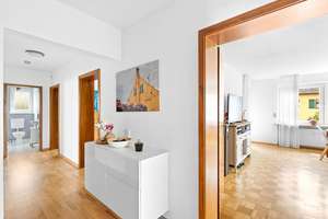 Selbstbezug trifft Stadtoase – modernisiertes ZFH mit Balkon, PV-Anlage und Gartenidylle in Top-Lage – Die vollständige Adresse der Immobilie erhältst du vom Anbieter., 93051 Kumpfmühl-Ziegetsdorf-Neuprüll, Regensburg – Vorschaubild 25