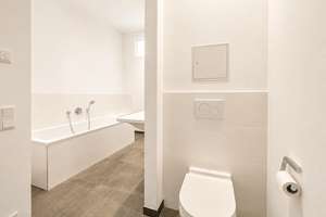 Modernes Loft in City-Lage | Hochwertiges Parkett | Loggia | Kamin, EBK und Aufzug – 4109 Zentrum, Leipzig – Vorschaubild 7