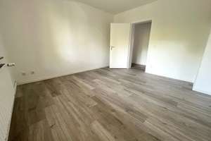 Attraktive 3-Zimmer-EG-Wohnung mit Balkon**frisch renoviert – Grimmstraße 26, 45883 Heßler, Gelsenkirchen – Vorschaubild 6